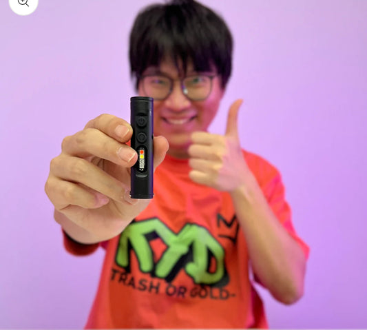 Petite lampe à 7 fonctions